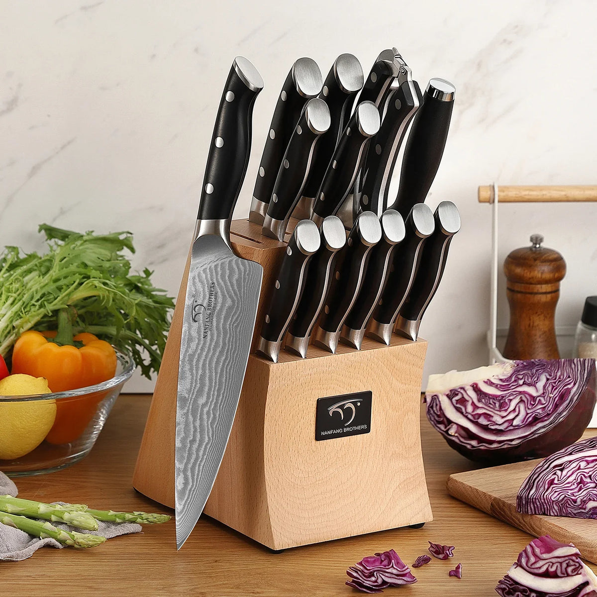 15 piece VG10 Damascus kitchen knives with ergonomic handles  Sharp cutting tools suitable for cutting meat, vegetables, fruits and bread  Professional chef set for home use  Complete set including sharpening rod and scissors
